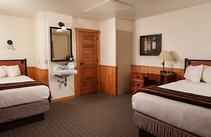 Old Faithful Lodge & Cabins - Inside the Park