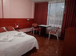 Water Palace Hostal