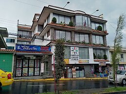 Water Palace Hostal