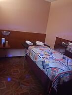 Water Palace Hostal