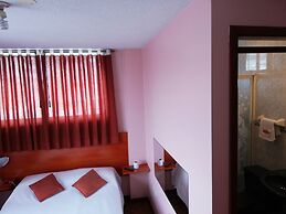 Water Palace Hostal