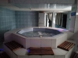 Water Palace Hostal