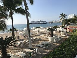 Oceanfront 19th  Icon Puerto Vallarta