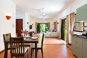 Blissful Jacuzzi Living at Villa Nikkie2