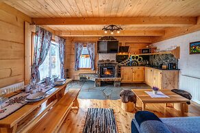 Domki Ze Hej z kominkiem lub sauną