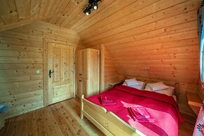 Domki Ze Hej z kominkiem lub sauną