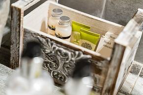 Mikelina Boutique Hotel