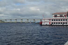 Fort Myers Luxury Vacation Condo