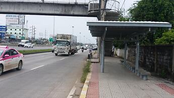 Natcha Place Thammasat Rangsit