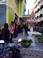 Natcha Place Thammasat Rangsit