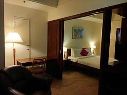 Time Square By Trivaa