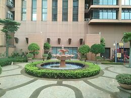 Time Square By Trivaa