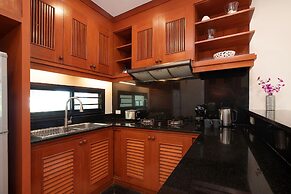 Boutique 3BR Pool Villa Bianca NaiHarn