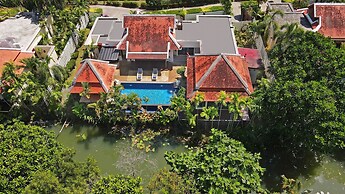 Boutique 3BR Pool Villa Bianca NaiHarn