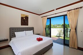 Boutique 3BR Pool Villa Bianca NaiHarn