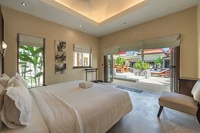 Generous 6BR Balinese Pool Villa Sophia