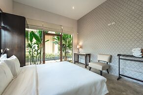 Generous 6BR Balinese Pool Villa Sophia