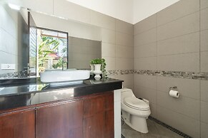 Generous 6BR Balinese Pool Villa Sophia