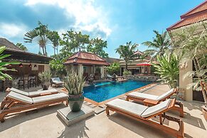 Generous 6BR Balinese Pool Villa Sophia