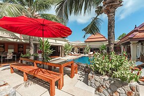 Generous 6BR Balinese Pool Villa Sophia