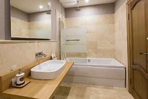 Ohotnichiy Sezony Hotel
