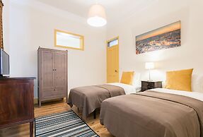 Vintage Apartment in Historic Lisbon