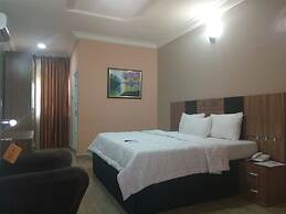 Pameec Luxury Suites