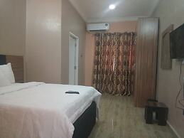 Pameec Luxury Suites