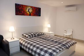 Luxury villa with heated pool