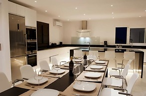 Luxury villa with heated pool