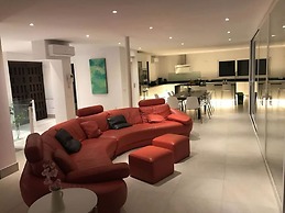 Luxury villa with heated pool