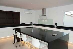 Luxury villa with heated pool