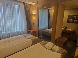 Grand Silay Hotel