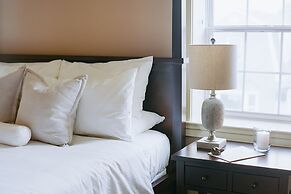 The Red Fox Inn & Tavern