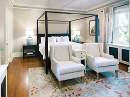 The Red Fox Inn & Tavern