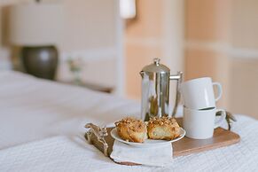 The Red Fox Inn & Tavern