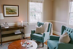 The Red Fox Inn & Tavern