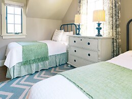 The Red Fox Inn & Tavern