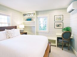 The Red Fox Inn & Tavern