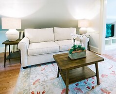 The Red Fox Inn & Tavern