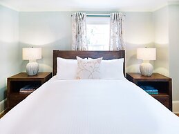 The Red Fox Inn & Tavern