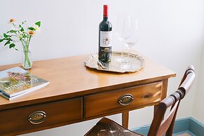 The Red Fox Inn & Tavern