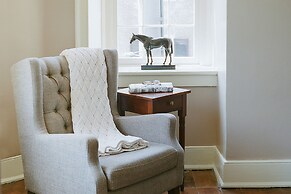 The Red Fox Inn & Tavern