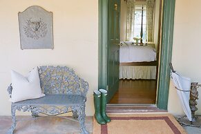 The Red Fox Inn & Tavern