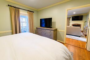 The Red Fox Inn & Tavern