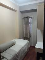 Apartment The Suites Metro by Herlan