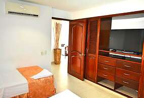 Torres del Lago Apartments