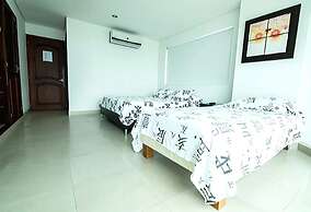 Torres del Lago Apartments