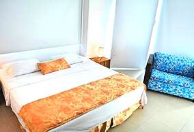 Torres del Lago Apartments