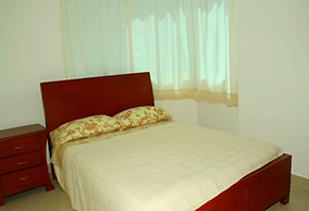 Torres del Lago Apartments